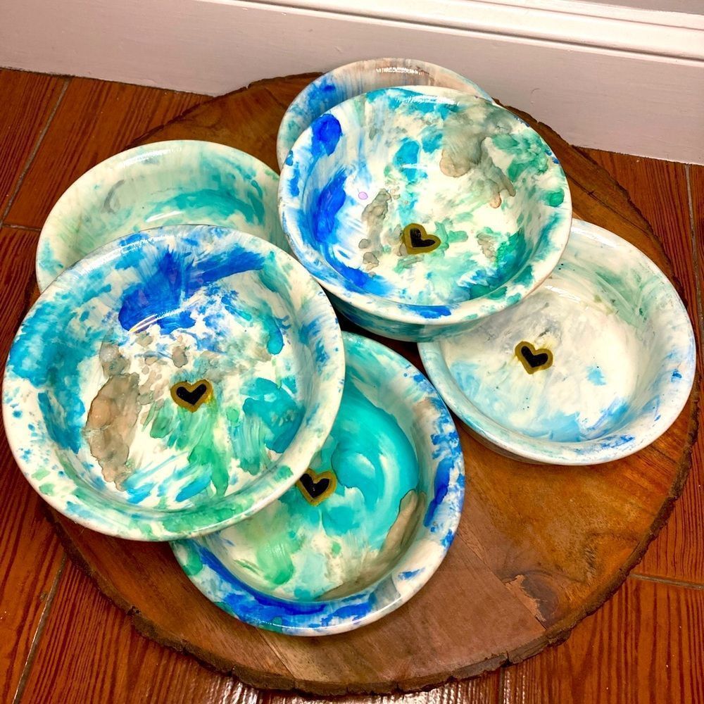 Set of 6 porcelain bowls